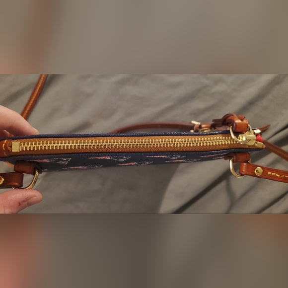 Dooney & Bourke Navy Crossbody Bag with Patriots Logo - Picture 6 of 9